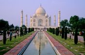 Travel photography:Taj Mahal, India