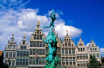 Belgique: Avec des images de Anvers, Bruges, Bruxelles et Gand.