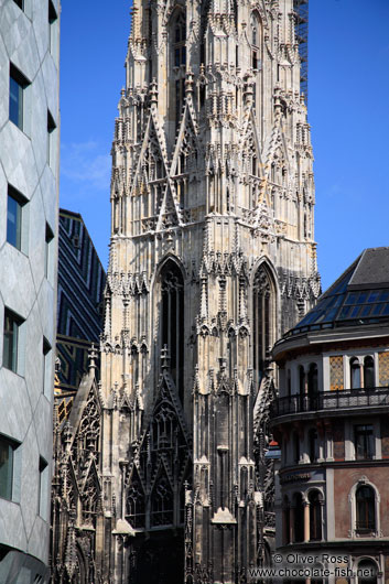 Architectural mix around Stephansdom cathedral
