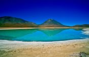 Travel photography:Laguna Verde, Bolivia
