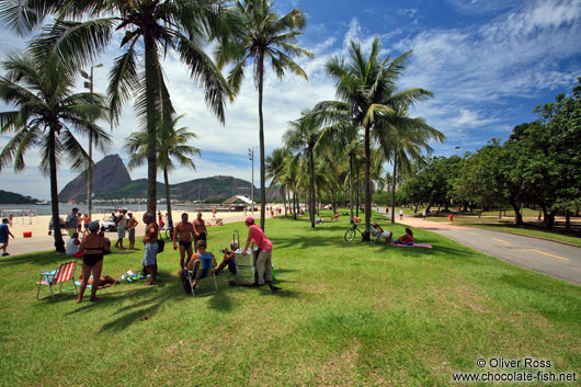 People having a picnic at Flamengo beach in Rio