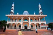 Travel photography:The Nurunnaim Mosque in Phnom Penh, Cambodia