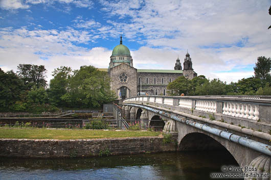 Bridge across the river Corrib in Galway with the cathedral in the background