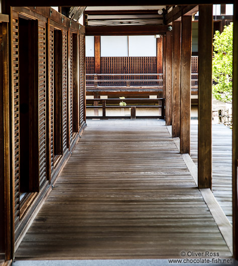 Wooden walkway at Kyoto´s Ninnaji temple