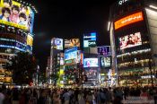 Travel photography:Tokyo´s Shibuya district by night, Japan