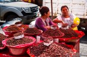 Travel photography:Selling crickets at the Oaxaca market, Mexico
