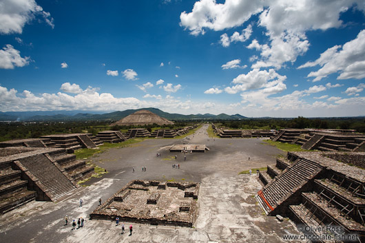 Panoramic view of the Teotihuacan archeological site with the Avenue of the Dead