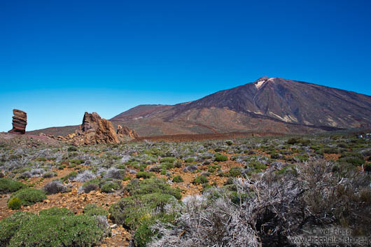 View of the Roques de García with Teide Volcano