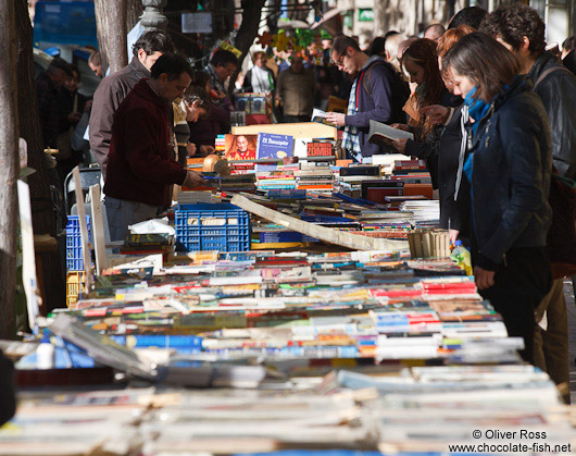 Book vendors in Valencia