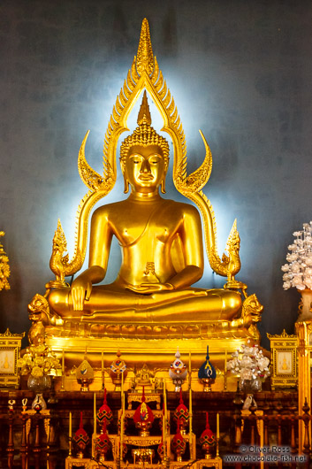 Golden Buddha at Wat Benchamabophit in Bangkok