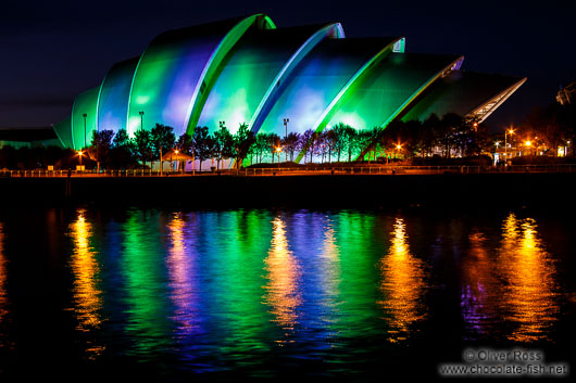 The Glasgow Clyde Auditorium illuminated by night