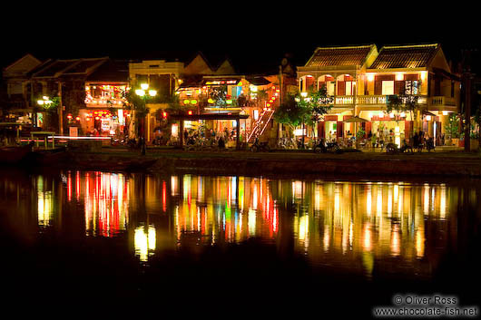 Houses at the Hoi An river by night 