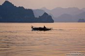 Travel photography:Dusk in Halong Bay , Vietnam