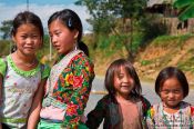 Travel photography:Kids near Sapa, Vietnam